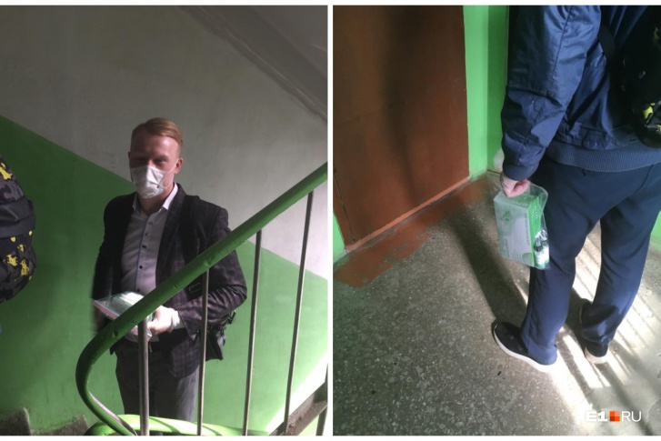 Молодые люди продают набор масок и пару антисептиков Молодые люди продают набор масок и пару антисептиков