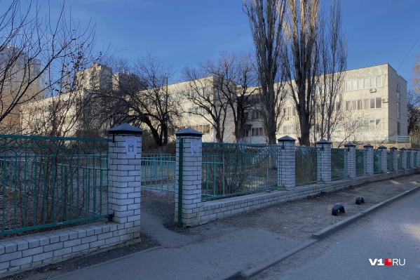 Сейчас в лицее проводится проверка Сейчас в лицее проводится проверка 