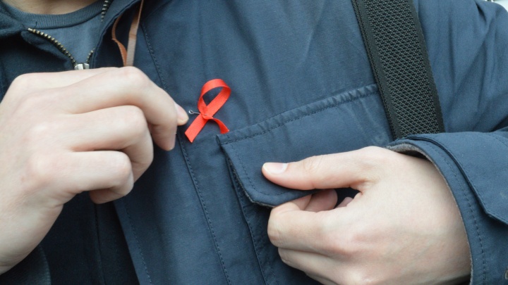 Через сколько умрешь, какие симптомы и почему нет лекарства? 15 наивных вопросов о ВИЧ и СПИДе