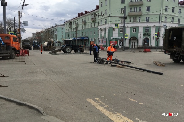 «Водный Союз» пообещал привести в порядок 12 дорожных участков в Кургане, где проводились раскопки «Водный Союз» пообещал привести в порядок 12 дорожных участков в Кургане, где проводились раскопки