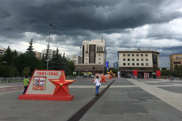 По словам врачей, чаще всего дети и взрослые получают травмы на самокатах, скейтах и роликах По словам врачей, чаще всего дети и взрослые получают травмы на самокатах, скейтах и роликах 