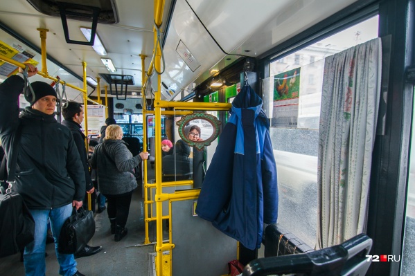 Провоз пассажиров в автобусах регулируется федеральным законодательством Провоз пассажиров в автобусах регулируется федеральным законодательством