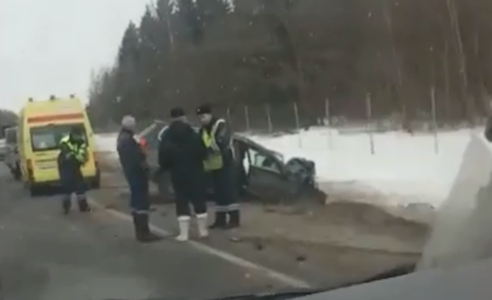 «Было страшно смотреть»: появилось видео ДТП, в котором погибли два человека