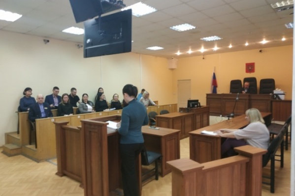 Теперь тех, кто к заседаниям дела не имеет, могут официально не пустить в суд Теперь тех, кто к заседаниям дела не имеет, могут официально не пустить в суд 