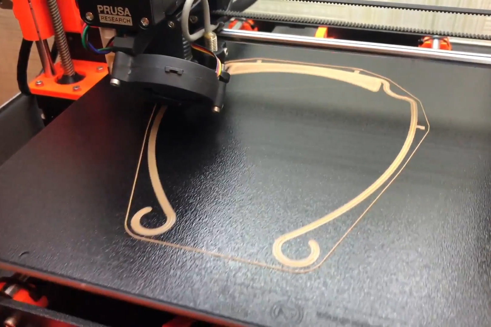 Воплощать идеи в жизнь Александру помогает 3D-принтер