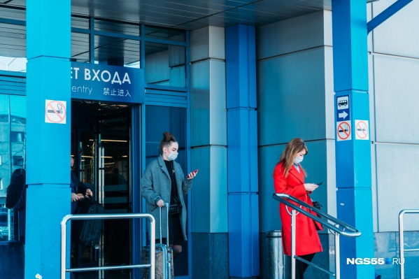 За минувшие сутки в Омске приземлилось всего три самолёта За минувшие сутки в Омске приземлилось всего три самолёта