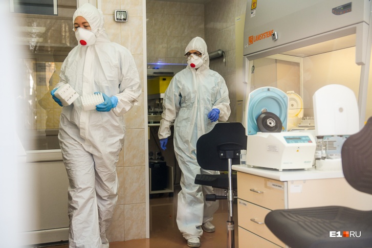 В больнице Ярково врачи заразились коронавирусом: у них не было клинических проявлений болезни