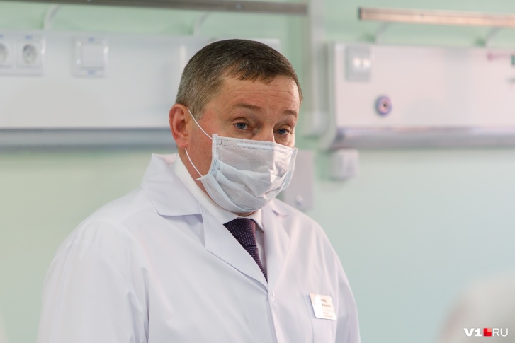 Губернатор уверен, что все волгоградцы старше 65 уже получают лекарства, и предложил обеспечить препаратами всех пациентов, лечащихся на дому Губернатор уверен, что все волгоградцы старше 65 уже получают лекарства, и предложил обеспечить препаратами всех пациентов, лечащихся на дому