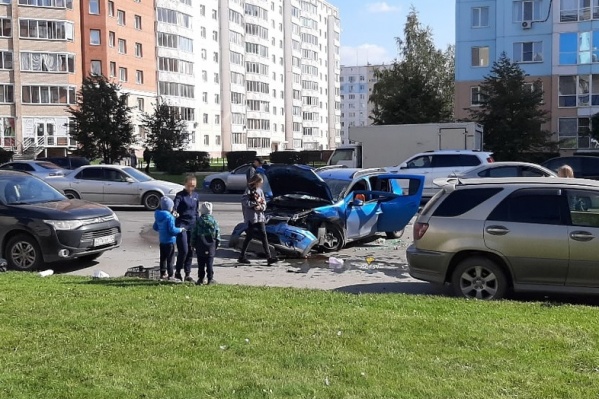 На месте работает ГИБДД На месте работает ГИБДД