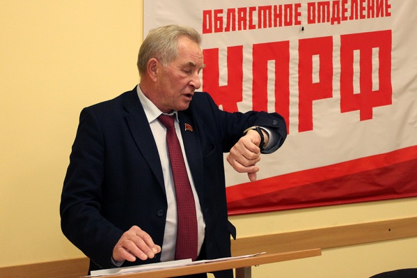 Александр Новиков считает, что можно было побороться на выборах. Но в Москве решили иначе Александр Новиков считает, что можно было побороться на выборах. Но в Москве решили иначе