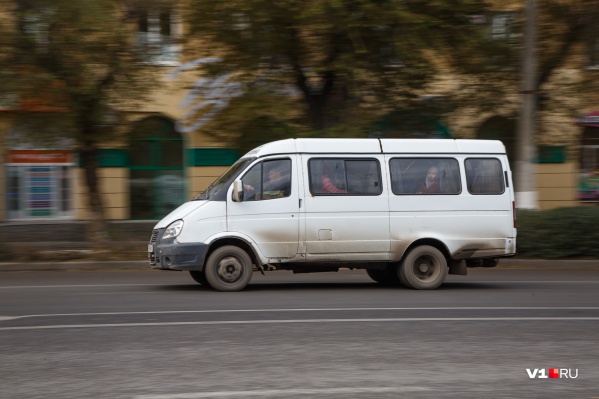 Из-за режима самоизоляции в городе перестали ходить маршрутки Из-за режима самоизоляции в городе перестали ходить маршрутки