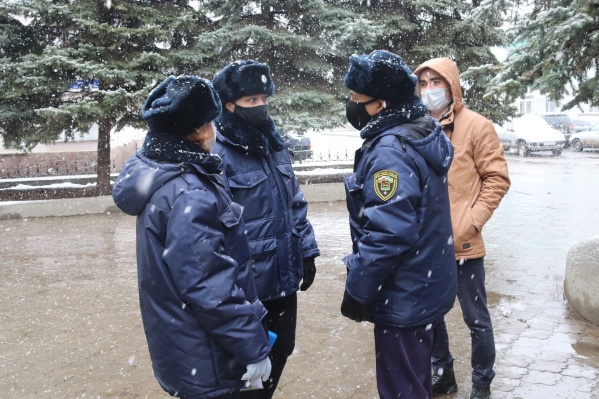 Инспекторы посетят места скопления людей и торговые центры Инспекторы посетят места скопления людей и торговые центры