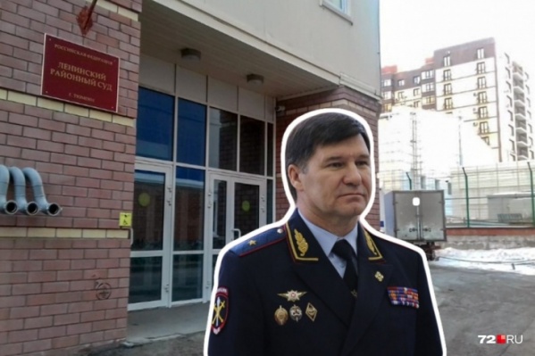 Юрий Алтынов сейчас находится под домашним арестом до весны. В отношении него идут суды по статье за получение взятки Юрий Алтынов сейчас находится под домашним арестом до весны. В отношении него идут суды по статье за получение взятки