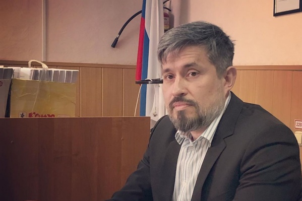 Роман Илюгин стал фигурантом уголовного дела почти два года назад Роман Илюгин стал фигурантом уголовного дела почти два года назад