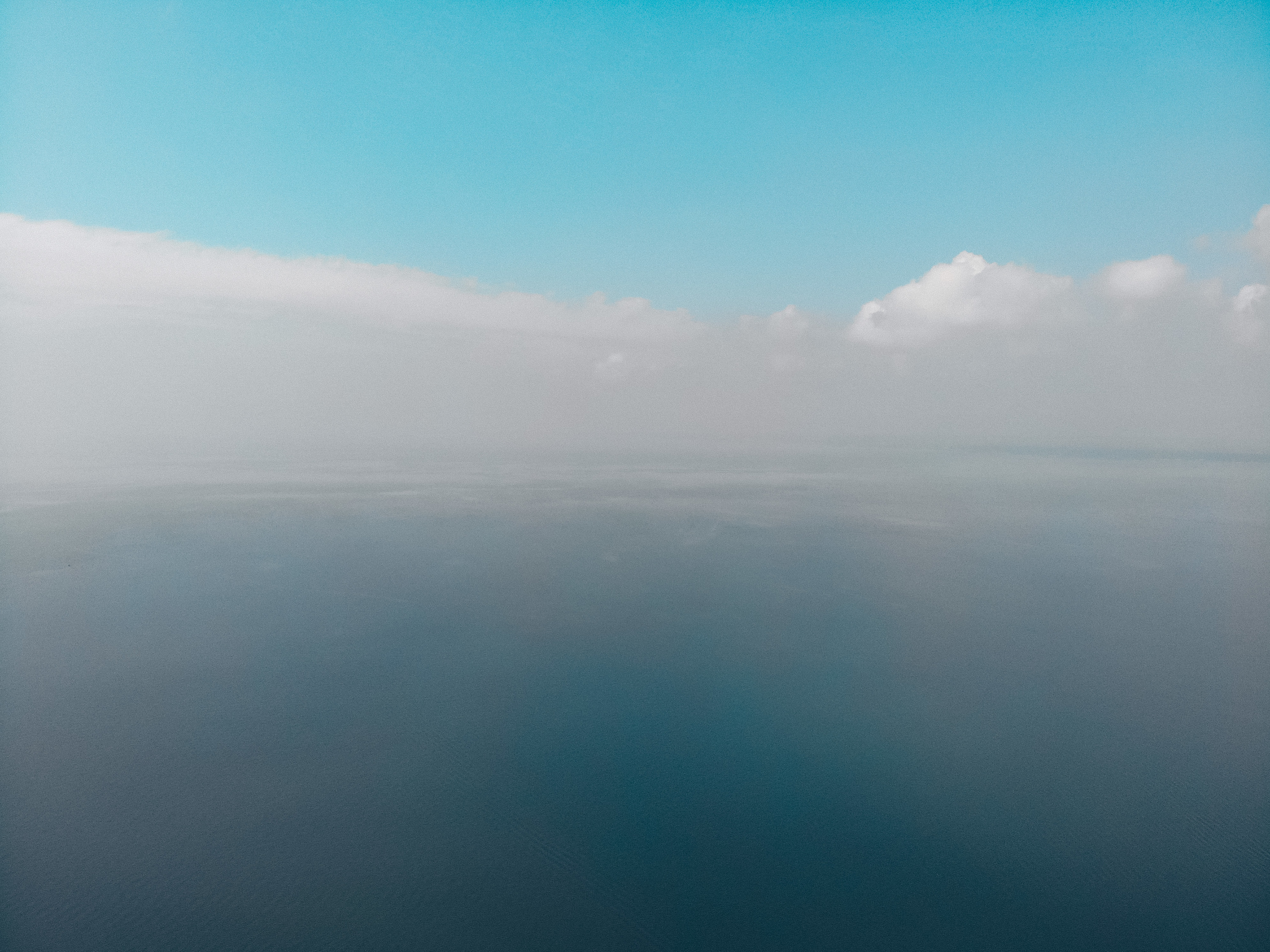 Обское море разглядеть с высоты довольно трудно Обское море разглядеть с высоты довольно трудно