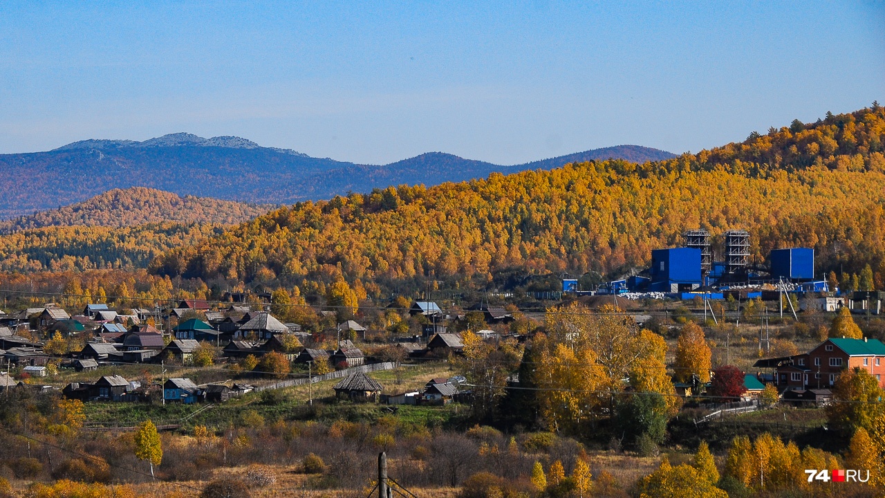 Поселок Магнитка (не путать с городом Магнитогорском) стоит на западной границе национального парка