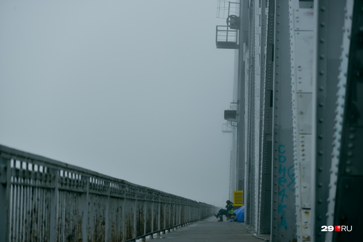Мост хотели открыть в 5 часов утра, но планы изменились Мост хотели открыть в 5 часов утра, но планы изменились
