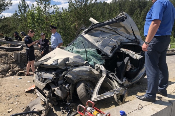 Под удар самосвала попали четыре легковушки и грузовик Под удар самосвала попали четыре легковушки и грузовик