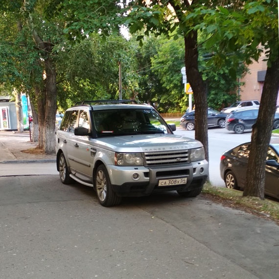 На тротуаре на Советской На тротуаре на Советской