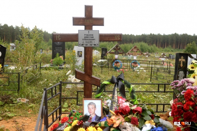 Суд взыскал с подростков, убивших инвалида в Березовском, пять миллионов