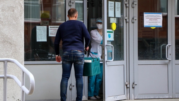В Нижегородской области закрыты на карантин 13 отделений больниц