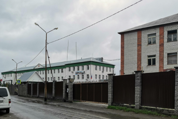 Инспектор исправительной колонии теперь сам оказался в колонии Инспектор исправительной колонии теперь сам оказался в колонии