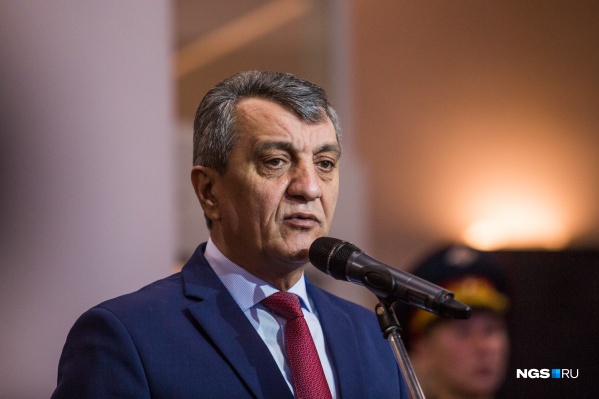По словам Меняйло, губернатор решил, что для поддержки малого бизнеса достаточно регионального бюджета По словам Меняйло, губернатор решил, что для поддержки малого бизнеса достаточно регионального бюджета