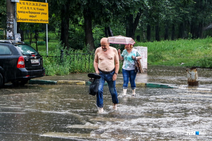 Пока городским властям приходится решать проблему ливневок точечно Пока городским властям приходится решать проблему ливневок точечно