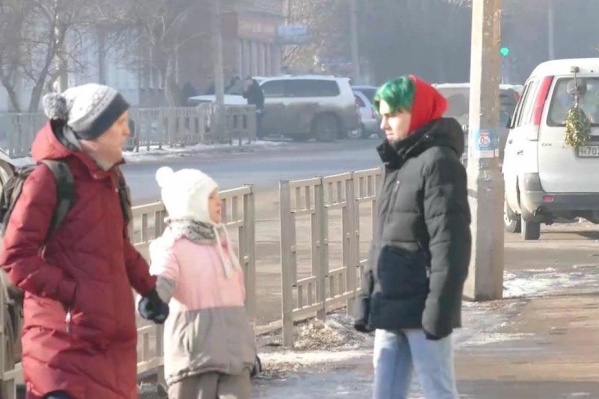 Мальчик говорил, что он приехал из Сосновоборска и немного заблудился Мальчик говорил, что он приехал из Сосновоборска и немного заблудился