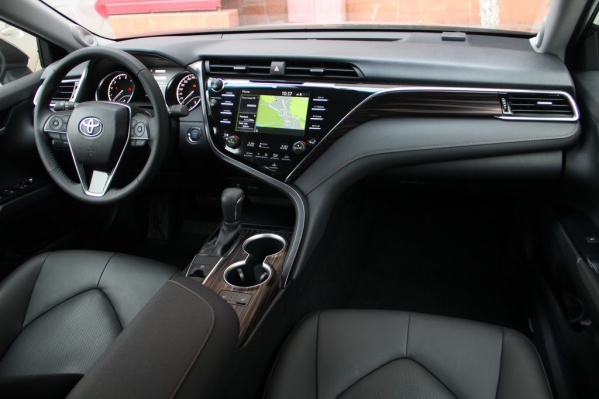 Toyota Camry как раз подходит под требования чиновников Toyota Camry как раз подходит под требования чиновников