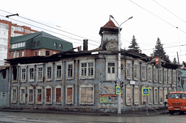 Так выглядит усадьба после пожара Так выглядит усадьба после пожара