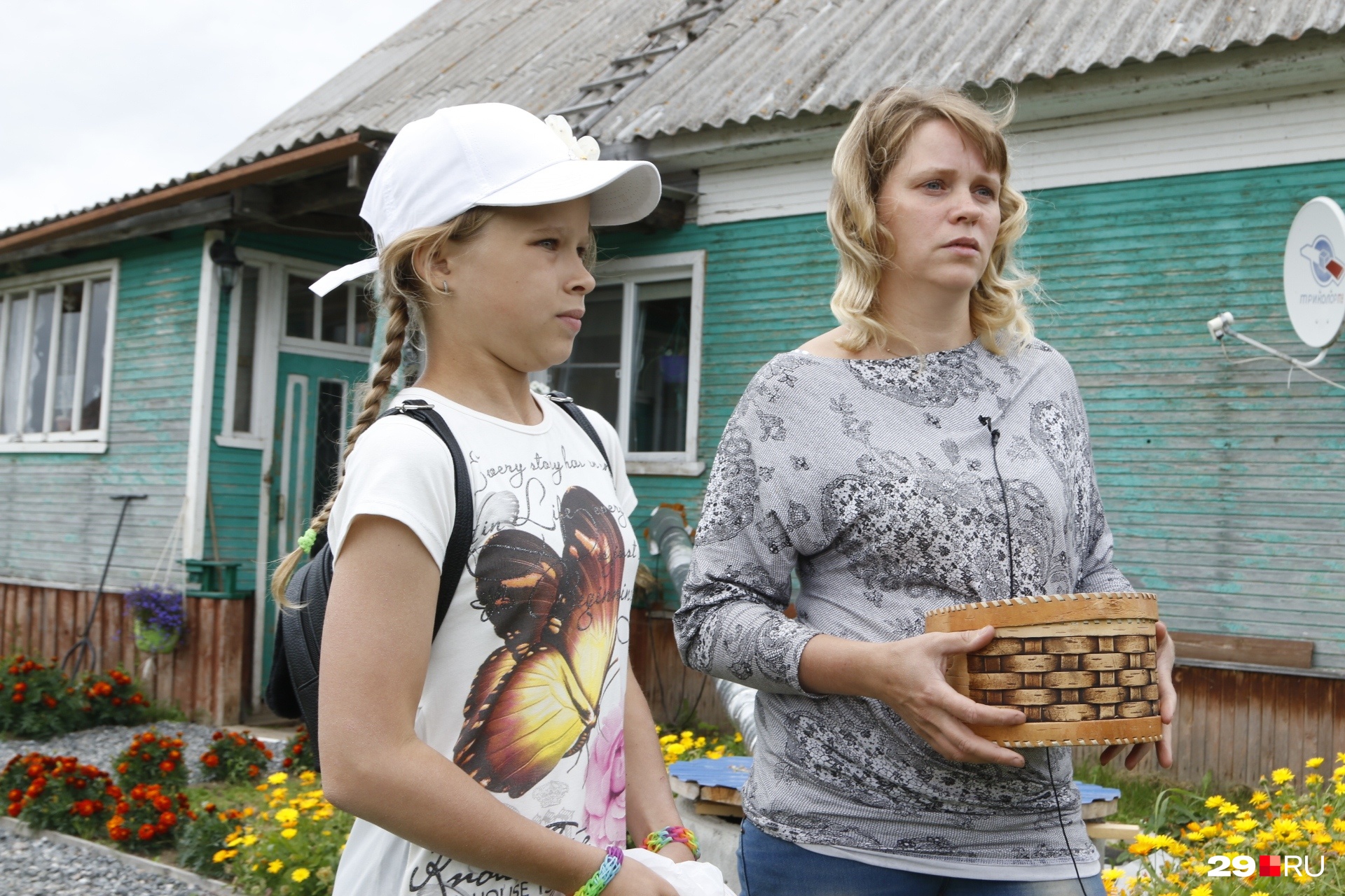 Юлия и её дочь Даша собирались уехать из Нёноксы навсегда, но коронавирус не позволил