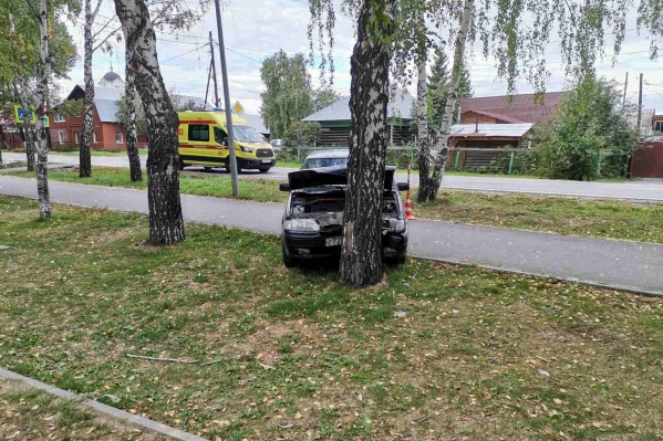 Причину гибели водителя будут выяснять судмедэксперты Причину гибели водителя будут выяснять судмедэксперты
