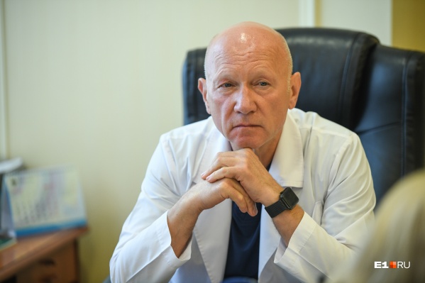 Главврач заявил, что ни одного летального случая среди вакцинированных не было Главврач заявил, что ни одного летального случая среди вакцинированных не было