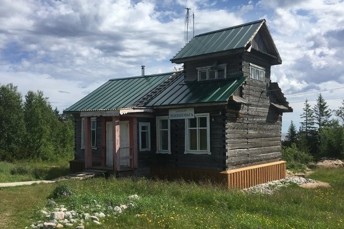 Это деревянное здание появилось еще в 1960-х годах<br> Это деревянное здание появилось еще в 1960-х годах<br>
