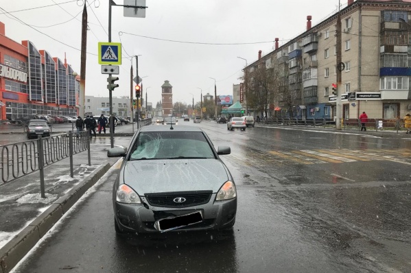 Оба пешехода доставлены в больницу скорой медицинской помощи Кургана Оба пешехода доставлены в больницу скорой медицинской помощи Кургана