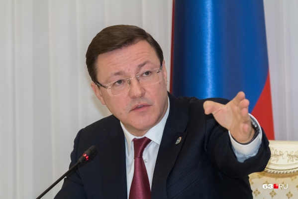 Дмитрий Азаров <a href="https://63.ru/text/gorod/2018/09/17/65397801/" class="io-leave-page _" target="_blank">возглавил регион</a> после победы на выборах в 2018 году Дмитрий Азаров <a href="https://63.ru/text/gorod/2018/09/17/65397801/" class="io-leave-page _" target="_blank">возглавил регион</a> после победы на выборах в 2018 году