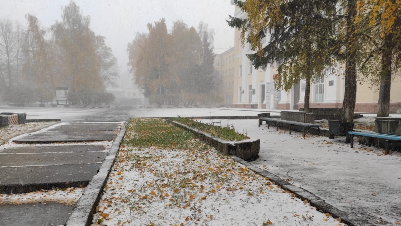 А на улице никого А на улице никого