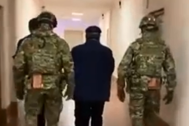 Завкафедры вуза «помог» нескольким выпускникам за взятки Завкафедры вуза «помог» нескольким выпускникам за взятки