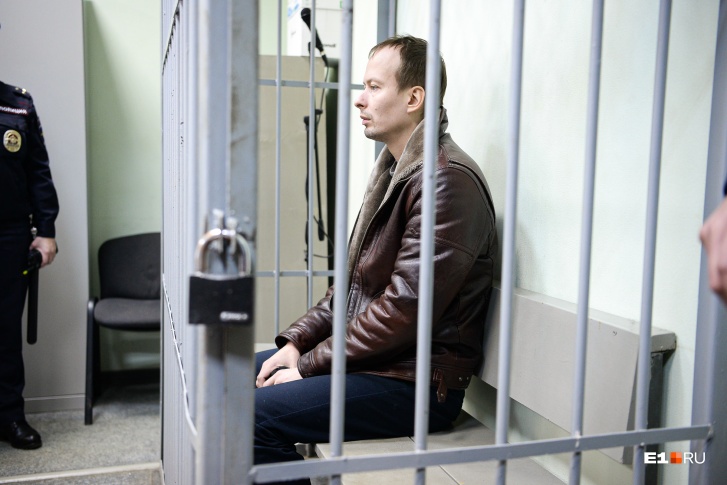 Ранее Алексей Александров требовал суда присяжных, но позже он отказался от своей просьбы