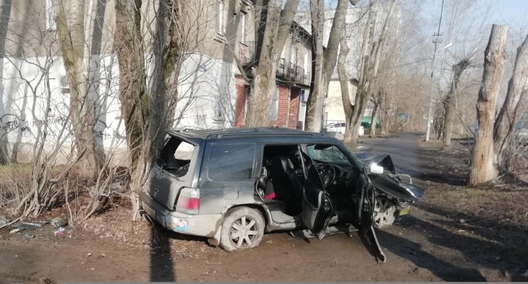 Разбили дедушкин автомобиль