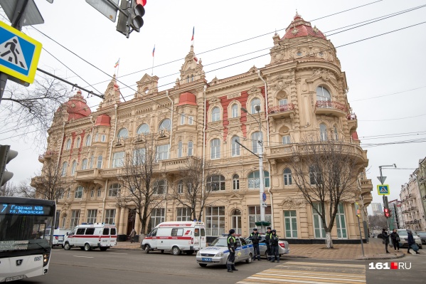 Администрация города смягчила ограничения, которые не успели вступить в силу Администрация города смягчила ограничения, которые не успели вступить в силу
