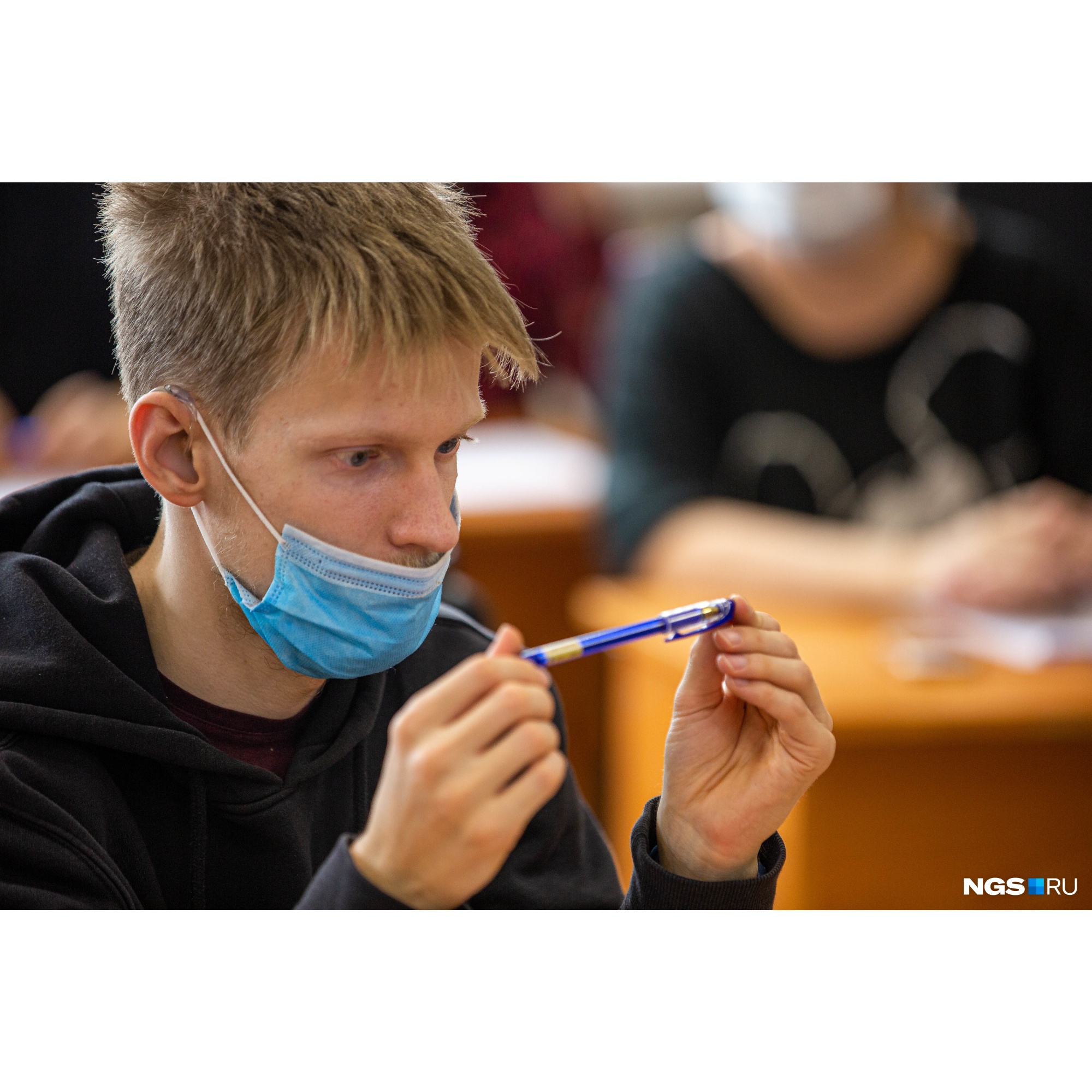 Все участники были в масках Все участники были в масках