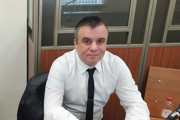 Алексей Манукин написал в соцсети, что за границей «его не достанут» Алексей Манукин написал в соцсети, что за границей «его не достанут»