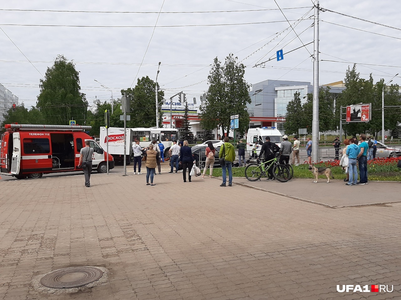 Появилось видео момента ДТП в Уфе, где зажало водителя «Газели»