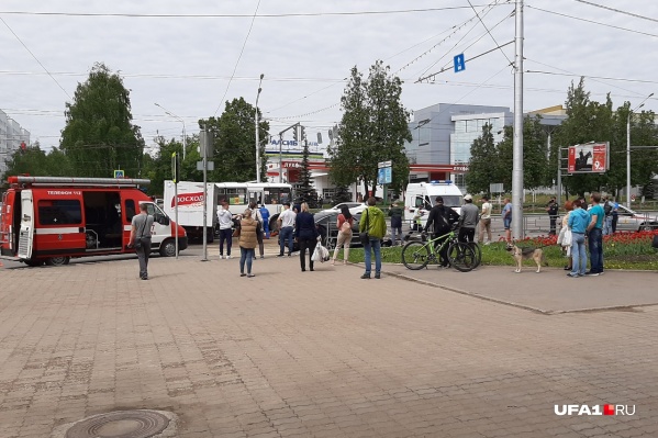 «Газель» не убедилась в безопасности маневра и повернула налево «Газель» не убедилась в безопасности маневра и повернула налево 