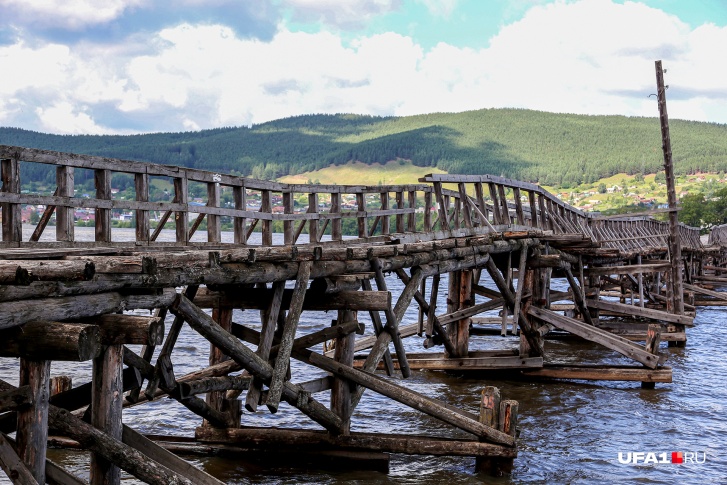 Старый мост восстановлению уже не подлежит
