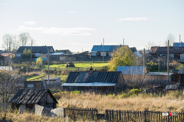 В поселке Керчевский весь день шли поиски. Они завершились успешно — пропавшего мальчика нашли живым и здоровым В поселке Керчевский весь день шли поиски. Они завершились успешно — пропавшего мальчика нашли живым и здоровым