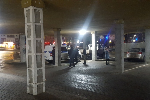 В Зауралье полиция периодически проверяет соблюдение детьми ограничительных мер в период пандемии COVID-19 В Зауралье полиция периодически проверяет соблюдение детьми ограничительных мер в период пандемии COVID-19