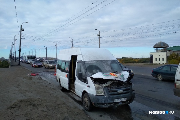 Помощь пожарных не потребовалась — пригодился огнетушитель из салона Помощь пожарных не потребовалась — пригодился огнетушитель из салона